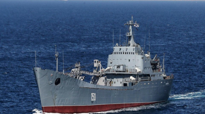 Ukrayna ordusu Rusiyanın desant gəmisini vurdu: 400 nəfər... 