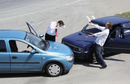 Avtomobilinizi sığorta etdirərkən diqqətli olun – VİDEO