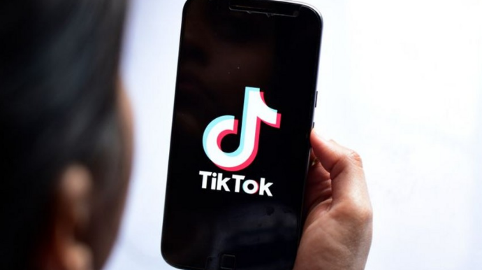 "TikTok"da arzuolunmaz videolar avtomatik olaraq silinəcək