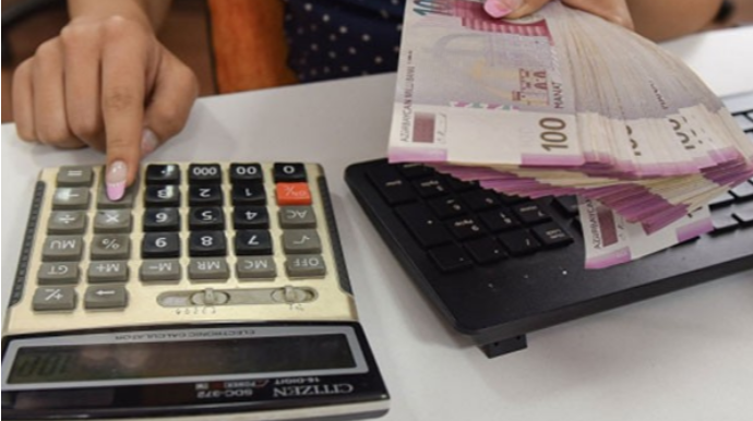 Azərbaycanda bir sıra şəxslərin  maaşları ARTIRILACAQ