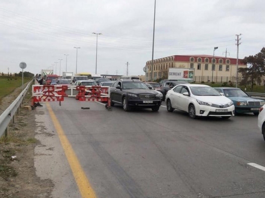 Bakının rəisi əmr verdi:  dərhal cərimə meydanına aparılsın