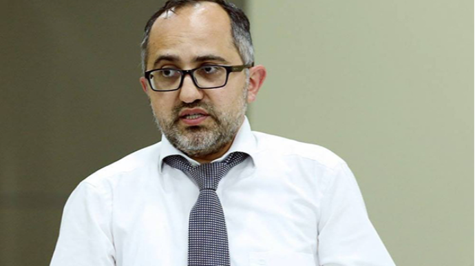 Vəkil Ali Məhkəməni sərt tənqid etdi 