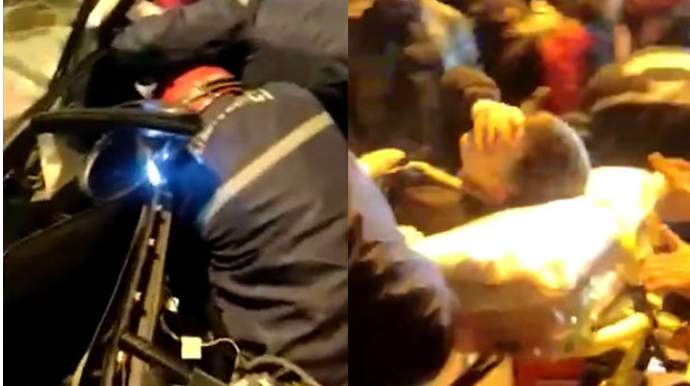 Bakıda maşında sıxılı qalan sürücü belə xilas edildi - VİDEO 