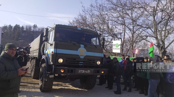 Xankəndi-Laçın yolunda sülhməramlıların 6 avtomobili maneəsiz hərəkət edib  - FOTO