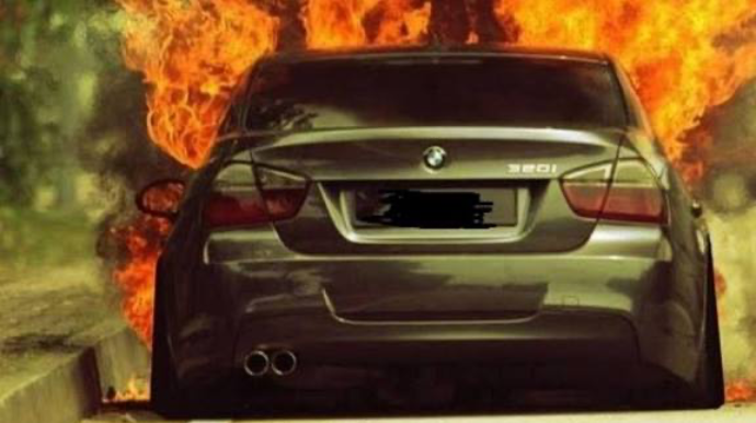Şamaxıda "BMW"  yandı