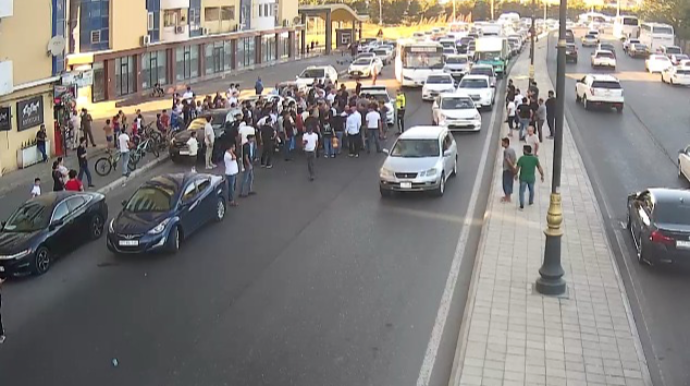 Sabunçuda piyada vurulması nəqliyyat sıxlığına səbəb oldu - FOTO