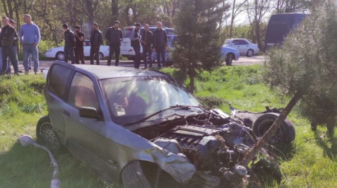 Xaçmazda “BMW”, “Mercedes” və “Opel” toqquşdu - FOTO