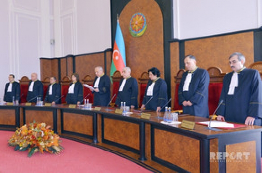 Azərbaycan Konstitusiya Məhkəməsi Ali Məhkəmənin qərarını ləğv edib