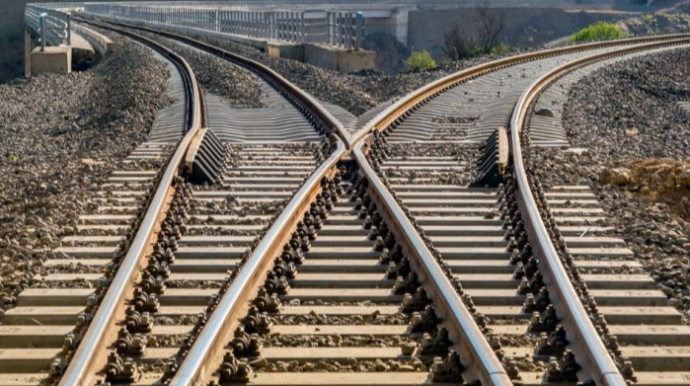 Sumqayıt-Yalama dəmiryol xəttinin yenidənqurma işləri nə vaxt tamamlanacaq?