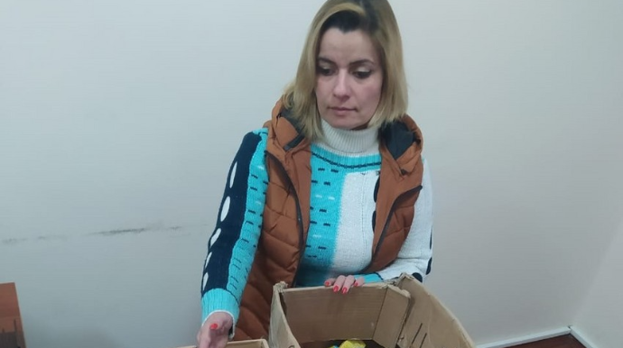 Avtomobilində pirotexniki vasitələr satan qadın saxlanılıb 