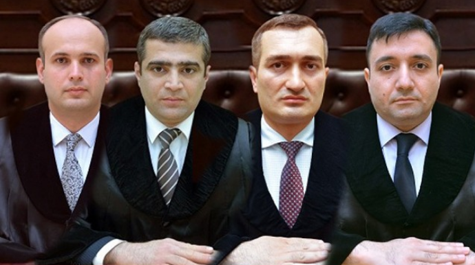Səlahiyyətlərinə xitam verilən hakimlərin adı məlum oldu - FOTO 