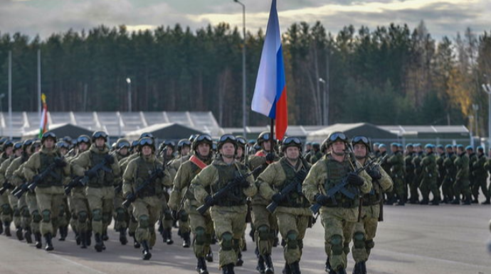 Rusiya ordusunun şəxsi heyəti 170 min nəfər artırıldı