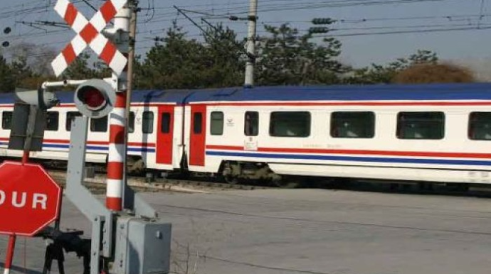 Türkiyə vətəndaşlarını Kiyev və Xarkovdan qatarla təxliyyə edir 