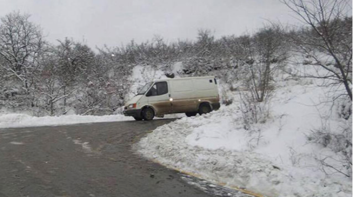 "Ağsu perevalı” yenə buz bağladı