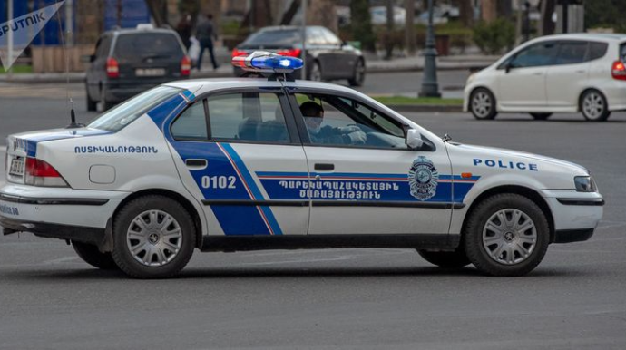 İrəvanda bank rəhbərinin avtomobili partladılıb 