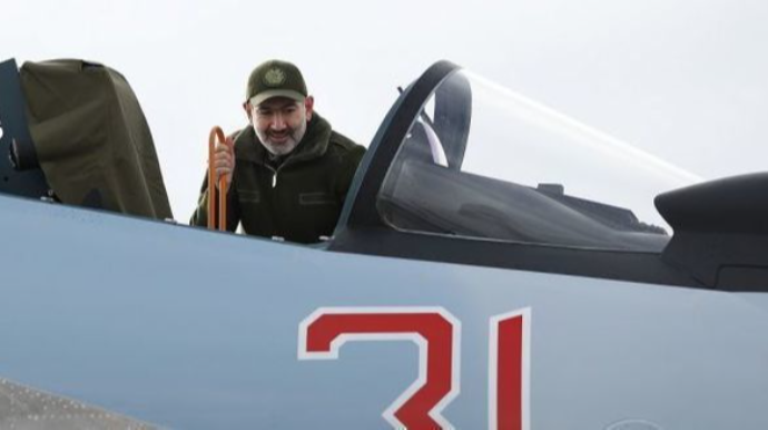Rusiyada Paşinyanın Su-30 barədə dediklərini “heyrətləndirici məlumatsızlıq” adlandırıblar