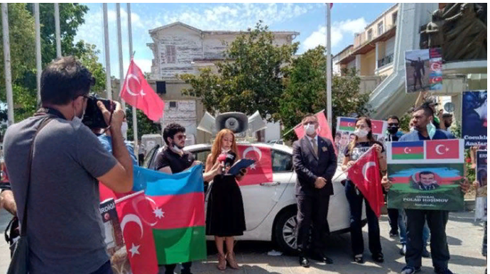 İstanbulda “Azərbaycana dəstək, şəhidlərimizi anma və Ermənistanı qınama” aksiyası keçirilib  - FOTO