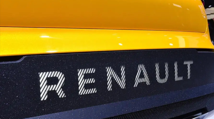 "Renault"un yeni modeli nümayiş etdirilib   - FOTO