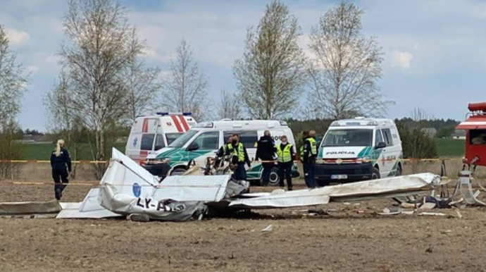 Yüngül mühərrikli təyyarə qəzaya uğradı; 2-si qadın olmaqla, 4 nəfər öldü   