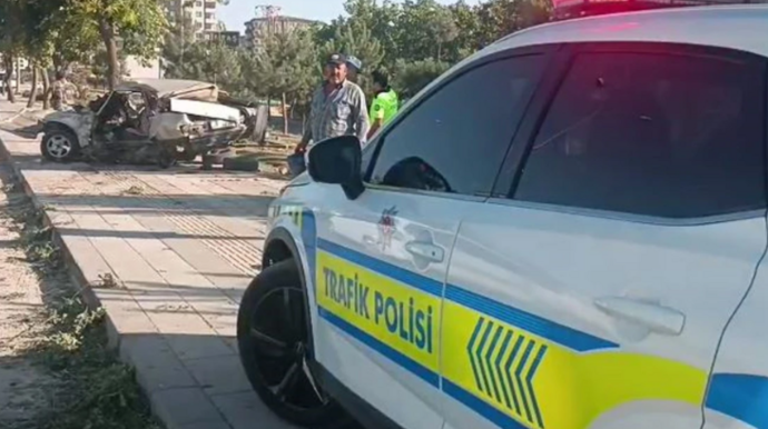 Zəncirvari yol qəzasında 10 nəfər xəsarət alıb 