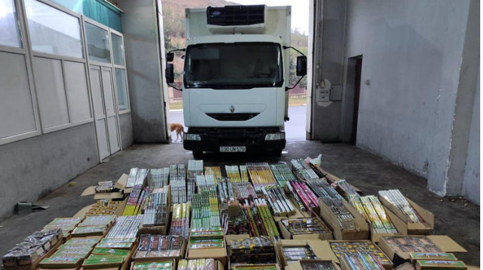 Külli miqdarda pirotexniki vasitə aşkarlandı - FOTO - VİDEO