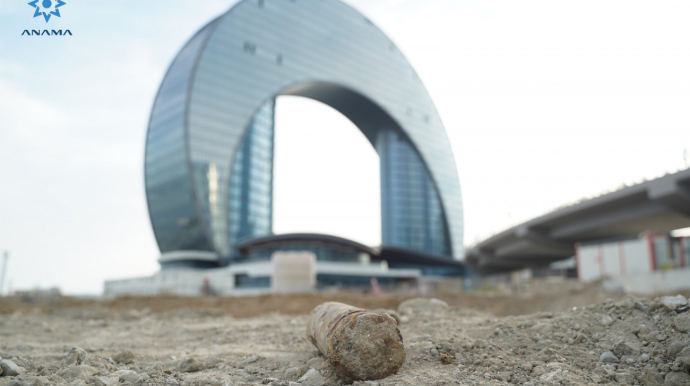 "Port Baku"  ərazisində top mərmisi tapıldı - FOTO 