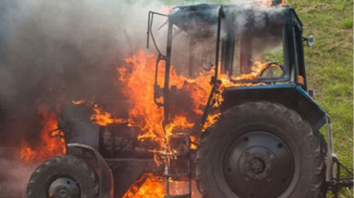 Bərdədə traktor yandı, xəsarət alan var 
