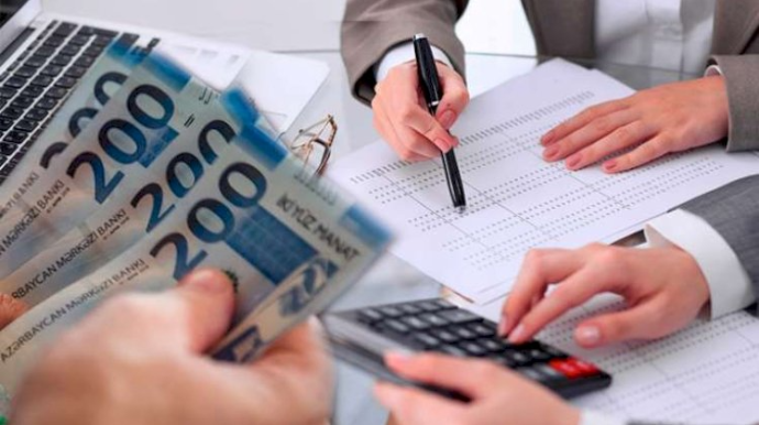 Zaminin maaşından borc nə qədər tutula bilər? - AÇIQLAMA 