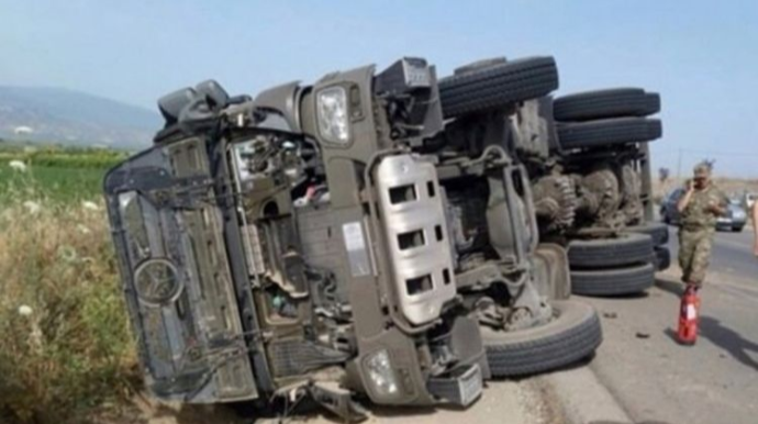 Türkiyədə avtomobili aşıb, 5 hərbçi yaralanıb