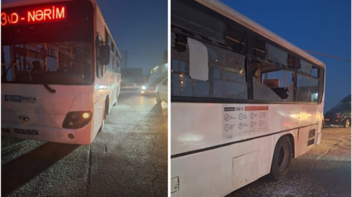 Bakıda iki avtobus toqquşdu,  tıxac yarandı - FOTO 