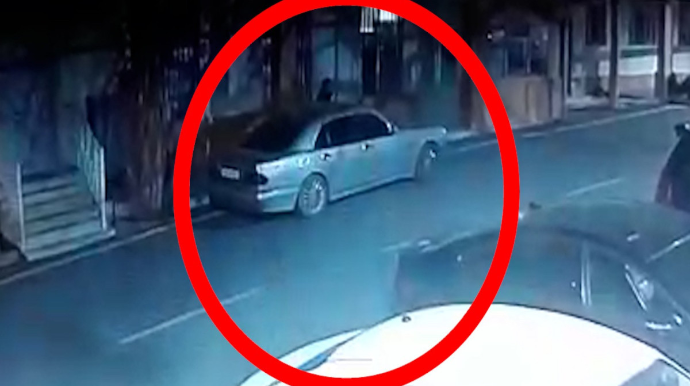 Bakıda sərxoş halda 6 avtomobilə ziyan vuran şəxs saxlanılıb - VİDEO