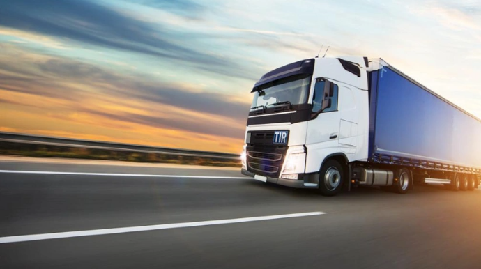 Avtomobil nəqliyyatı ilə beynəlxalq daşımaların dəyəri artdı 