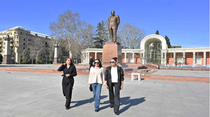 Birinci vitse-prezident Mehriban Əliyeva Gəncə şəhərinə səfər edib - FOTO 
