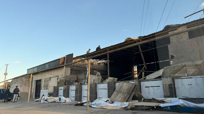 Bakıda qanunsuz tikili sökülüb  - VİDEO