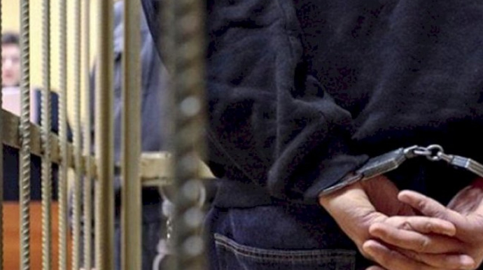 Hərbi xidmətə getməkdən boyun qaçıran şəxs məhkəmə zalında həbs edildi