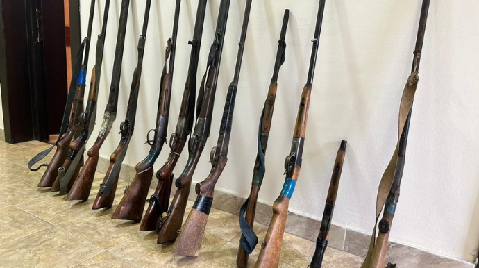 Ötən gün vətəndaşlardan götürülən silahların sayı açıqlanıb   