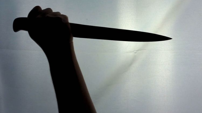 Sevgilisini qətlə yetirən qadın polisə hökm oxunub