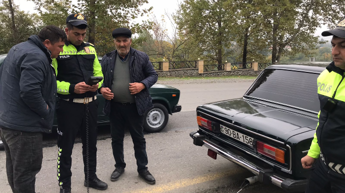 Yol polisi İsmayıllada reyd keçirdi: sürücülər cərimələndi  - FOTO