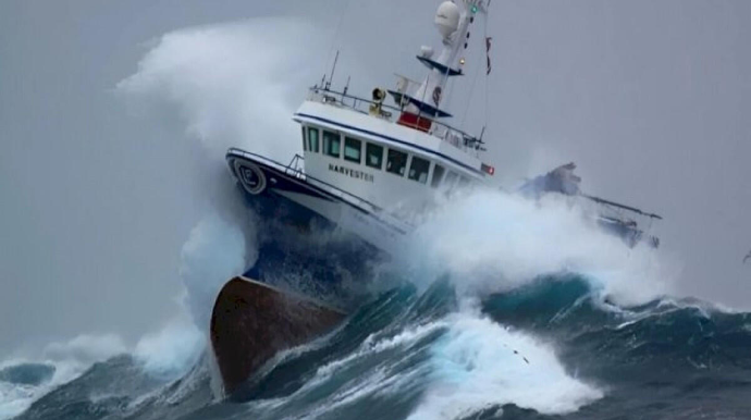 Nazirlik dumanlı hava ilə bağlı gəmi istifadəçilərinə müraciət etdi