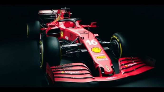 "Ferrari" yeni avtomobilini təqdim etdi