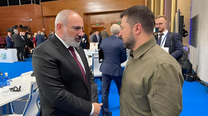 Zelenskinin İrəvana rəsmi səfəri Rusiya-Ermənistan münasibətlərinə təsir edəcək? - POLİTOLOQ 