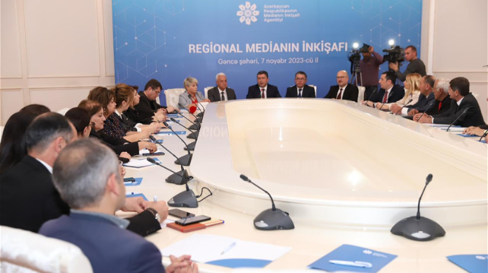 MEDİA Gəncədə görüş keçirdi  - FOTO