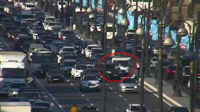 Heydər Əliyev prospektində baş vermiş qəza tıxaca səbəb oldu   - FOTO