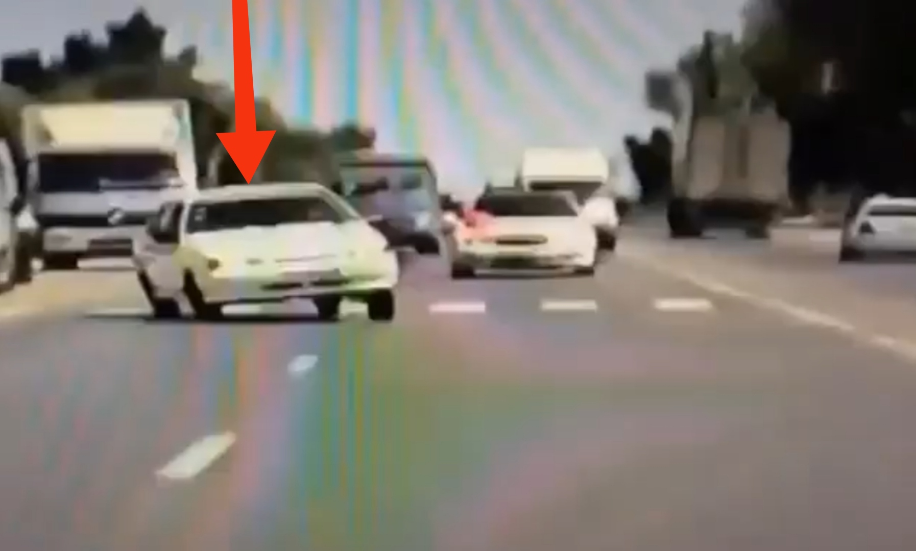 Toy karvanında şou göstərən sürücü ağır qəza törətdi  - VİDEO