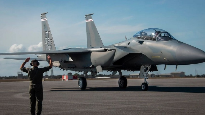 ABŞ Yaponiyada müasir qırıcı təyyarələr yerləşdirə bilər