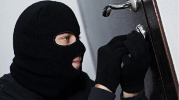 Azərbaycanda xüsusi icazə alıb oğurluğa getdilər - FOTO 