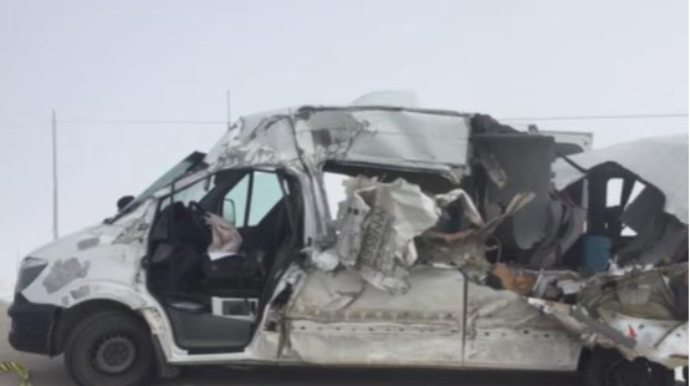 Mikroavtobus "TIR"la toqquşdu: 4 ölü, 6 yaralı  - VİDEO