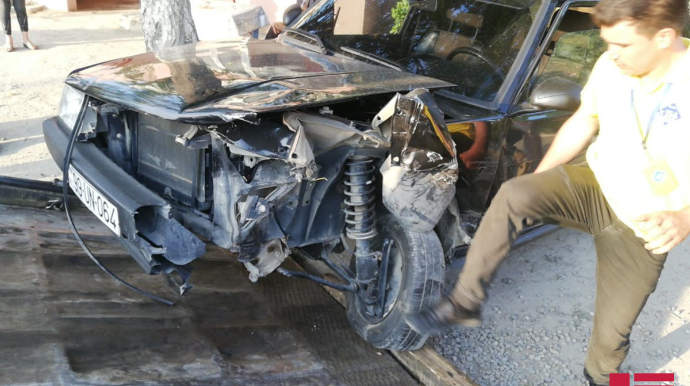 Novxanı-Binəqədi yolunda 4 avtomobil toqquşub, yaralılar var  - FOTO