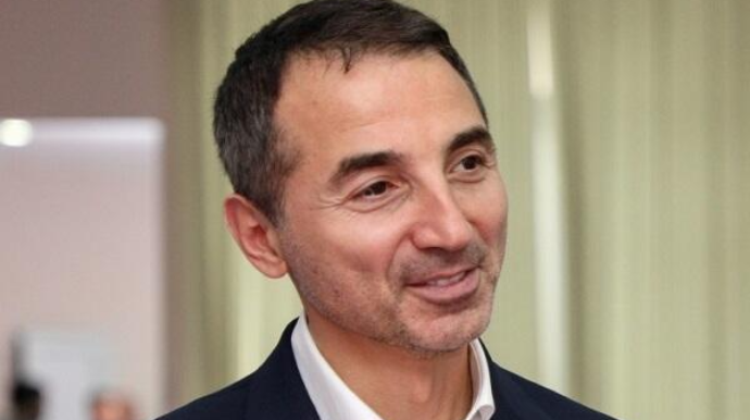 Bu şirkət Adnan Əhmədzadədən rəsmən alındı 