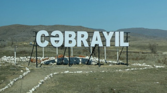 Prezident Cəbrayılda DSX-nin yeni hərbi hissə kompleksinin açılışında iştirak edib